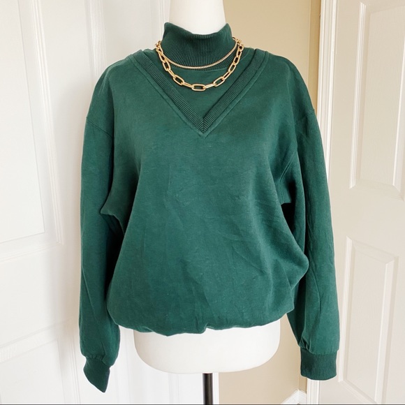 Vintage Tops - Vintage Oversized Turtleneck Sweatshirt